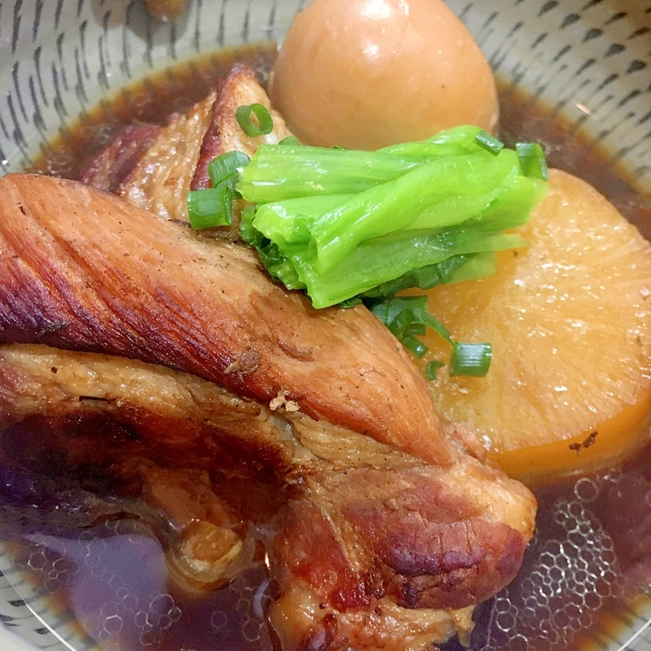 やわらかスペアリブのおでん風煮込み（甘醤油味）